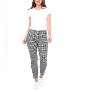 S.C.&Co Women Black & White Gingham 3/4 Pants Size 10